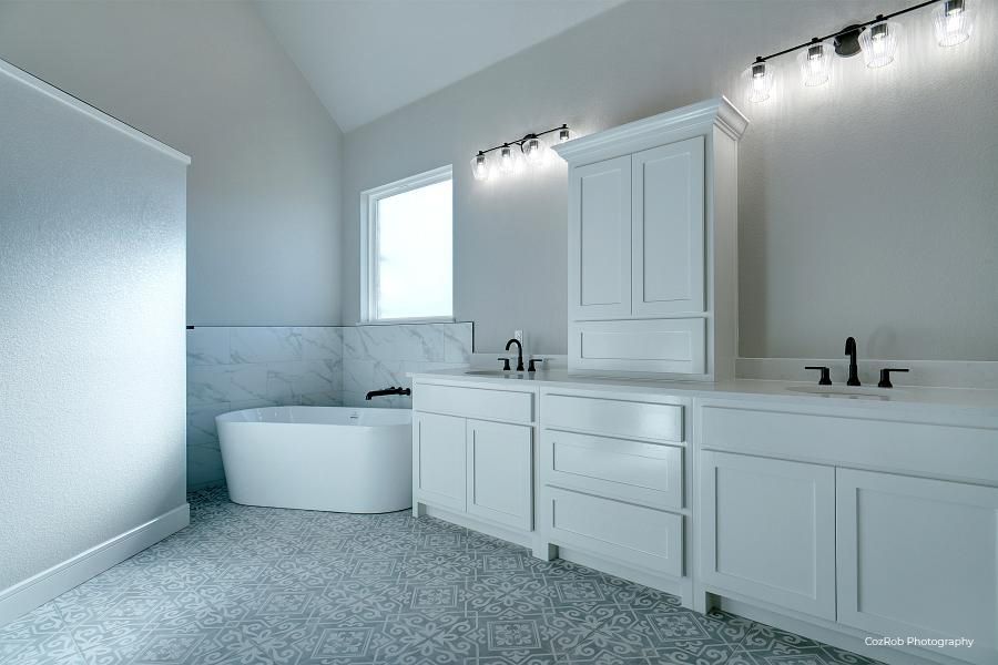 Custom bathroom remodeling by DRI Construction